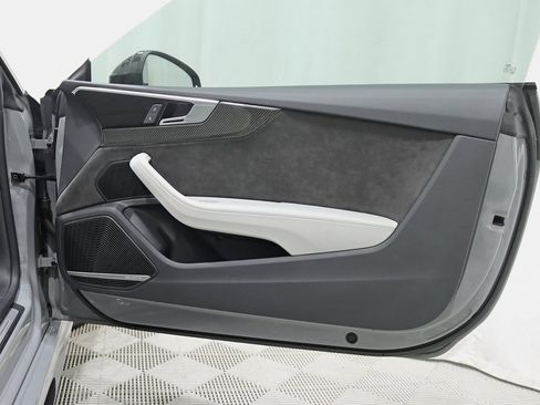 Used 2021 Audi RS 5 w/ Black Optic Carbon Package image 37