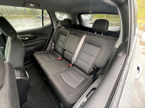Used 2024 GMC Terrain SLE AWD/4WD image 25