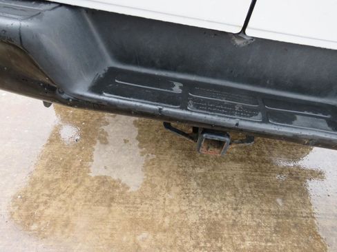 Used 2014 Chevrolet Express 2500 RWD image 25