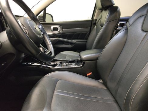 Used 2021 Kia Sorento SX image 17