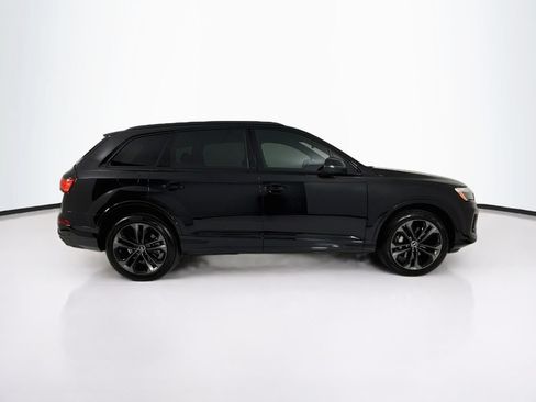Used 2025 Audi Q7 3.0T Premium Plus AWD/4WD image 8