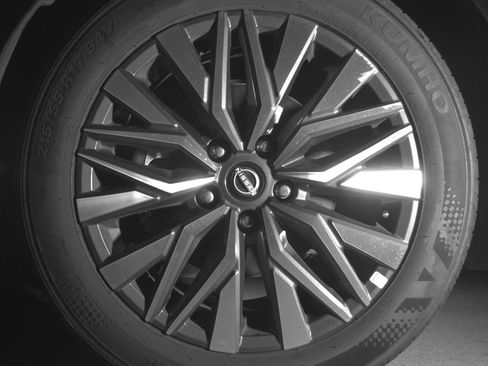 Used 2025 Nissan Altima 2.5 SV image 12