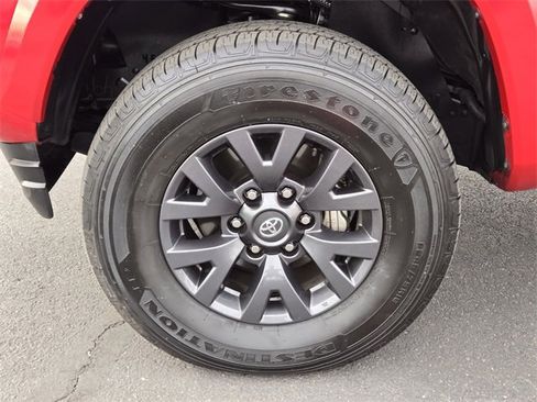 Certified 2023 Toyota Tacoma SR5 image 9