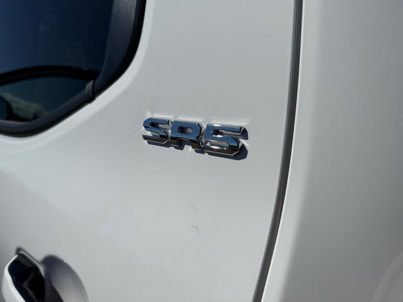 Used 2024 Toyota Tacoma SR5 AWD/4WD image 24