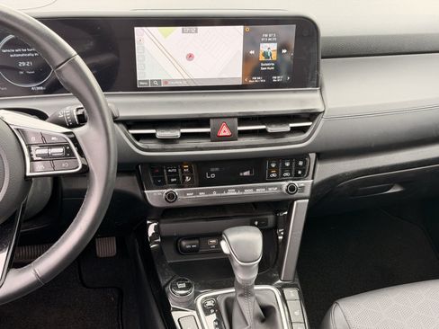 Used 2024 Kia Seltos EX AWD/4WD image 45