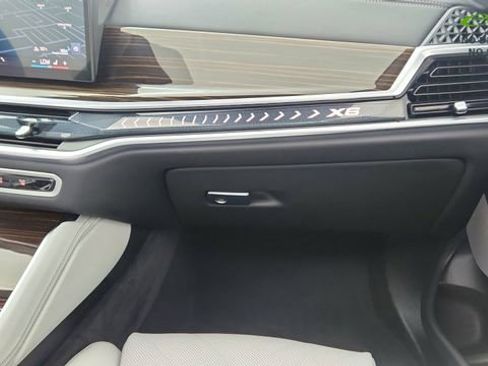 Used 2026 BMW X6 xDrive40i AWD/4WD image 37