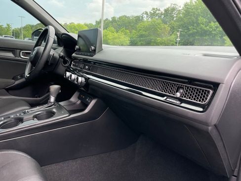 Certified 2024 Honda Civic Sport image 33