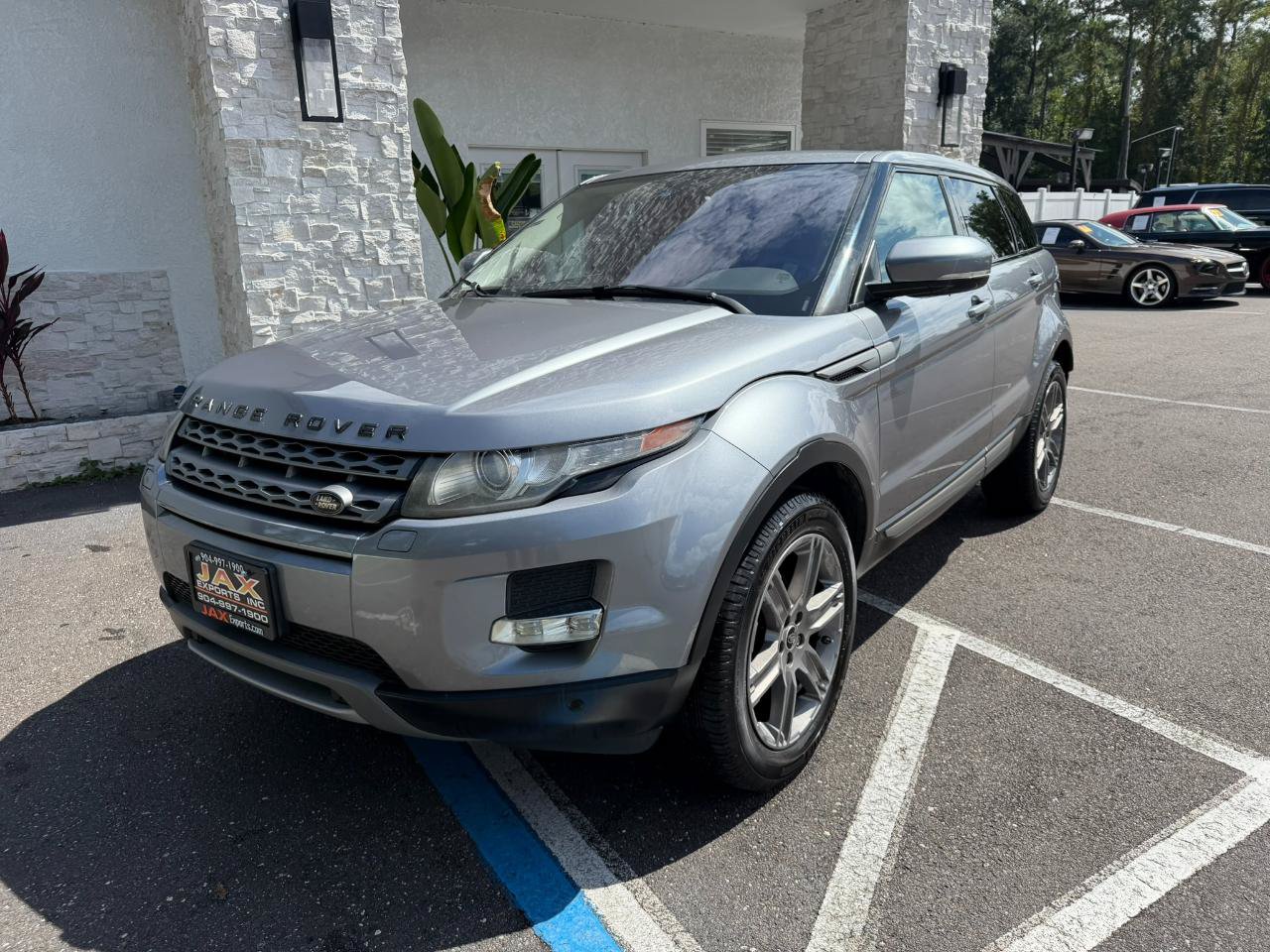 Used 2013 Land Rover Range Rover Evoque Pure Plus AWD/4WD image 3