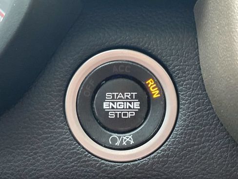 Used 2024 RAM 2500 Laramie w/ Safety Group AWD/4WD image 17