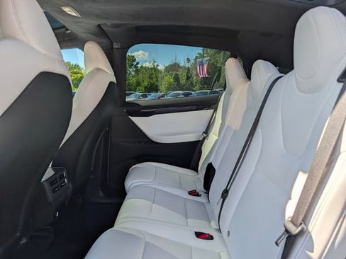 Used 2020 Tesla Model X Long Range AWD/4WD image 17