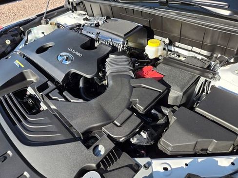 Certified 2025 INFINITI QX50 Luxe AWD/4WD image 23