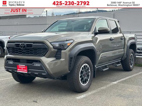 Used 2025 Toyota Tacoma TRD Off-Road image 1