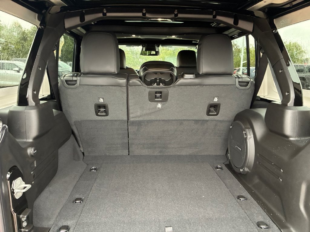 New 2027 Jeep Wrangler Unlimited Sahara AWD/4WD image 5