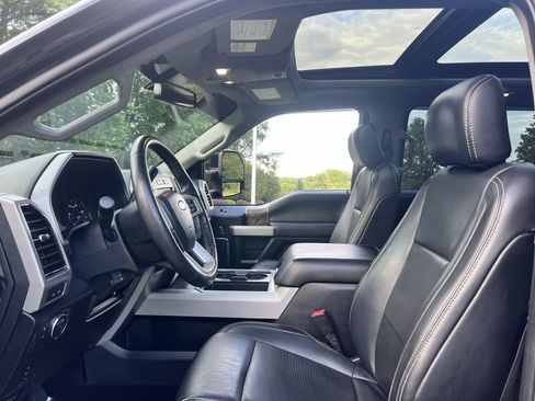Used 2019 Ford F350 Lariat AWD/4WD image 16