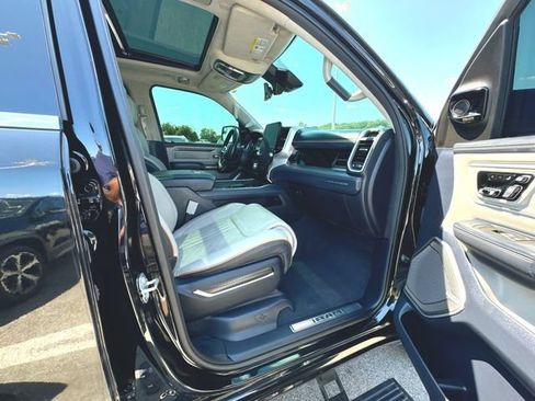 Used 2025 RAM 1500 Tungsten AWD/4WD image 30
