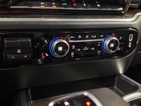 Used 2022 GMC Sierra 1500 Elevation w/ Max Trailering Package image 31