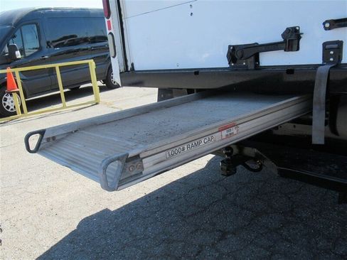 Used 2016 Ford E-350 and Econoline 350 Super Duty image 10