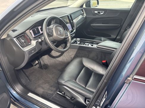 Certified 2024 Volvo XC60 B5 Core w/ Protection Package Premier image 7