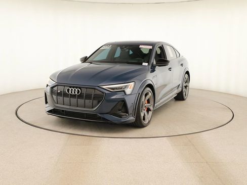 Used 2023 Audi e-tron S Prestige w/ Prestige Package image 12
