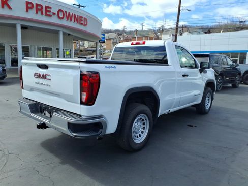 Used 2022 GMC Sierra 1500 Pro w/ Pro Value Package image 4