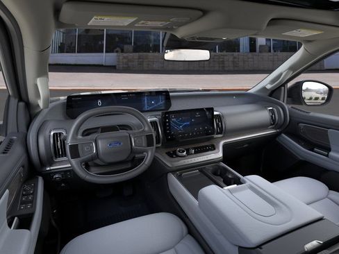 New 2026 Ford Expedition Max Platinum w/ Platinum Ultimate Package AWD/4WD image 9