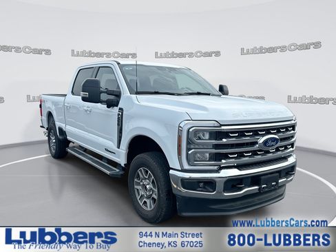 Used 2025 Ford F250 Lariat AWD/4WD image 1