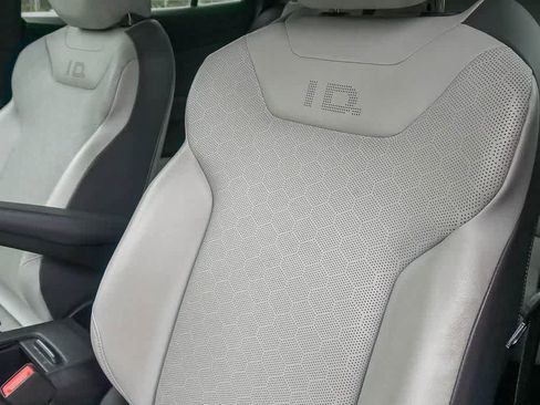 Used 2022 Volkswagen ID.4 Pro S RWD image 15