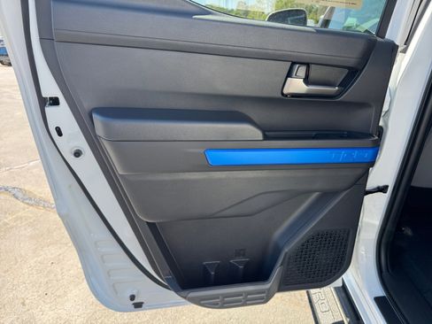 New 2025 Toyota Tacoma TRD Off-Road image 25