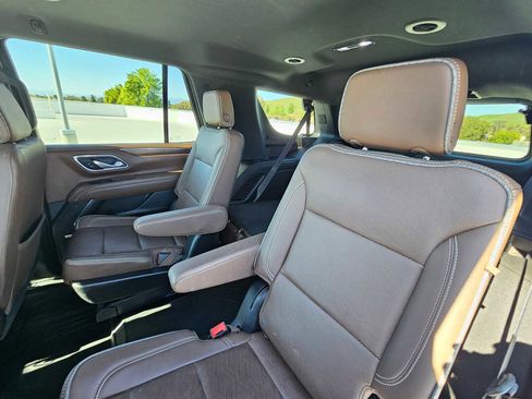 Used 2023 Chevrolet Tahoe High Country w/ LPO, Illumination Package image 19