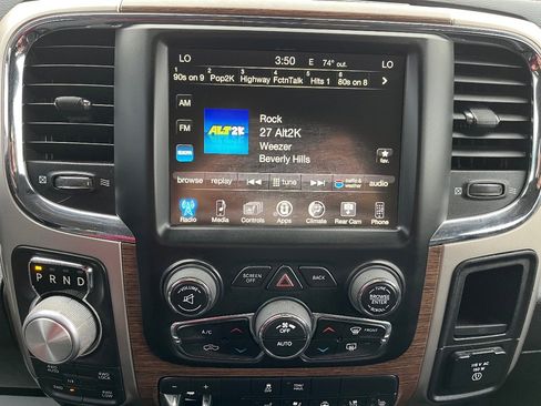 Used 2017 RAM 1500 Laramie image 13