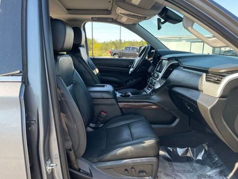 Used 2020 GMC Yukon XL SLT AWD/4WD image 44