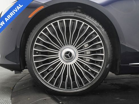 Used 2025 Mercedes-Benz Maybach S 580 4MATIC image 34