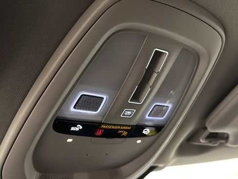 New 2026 Volvo XC90 T8 Plus w/ Protection Package Premier image 20