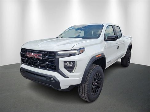 New 2026 GMC Canyon Elevation w/ Convenience Package image 2