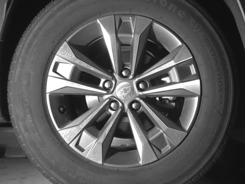 Used 2025 Chevrolet Equinox LT FWD image 15