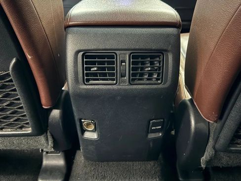 Used 2016 Toyota 4Runner Limited image 37