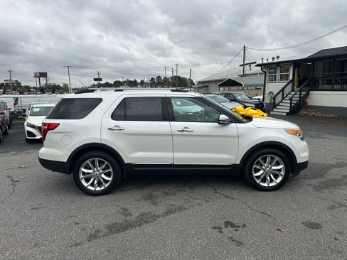 Used 2015 Ford Explorer Limited w/ Equipment Group 302A image 8