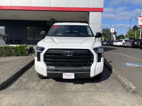 Used 2023 Toyota Tundra SR5 w/ SR5 Convenience Package AWD/4WD image 2
