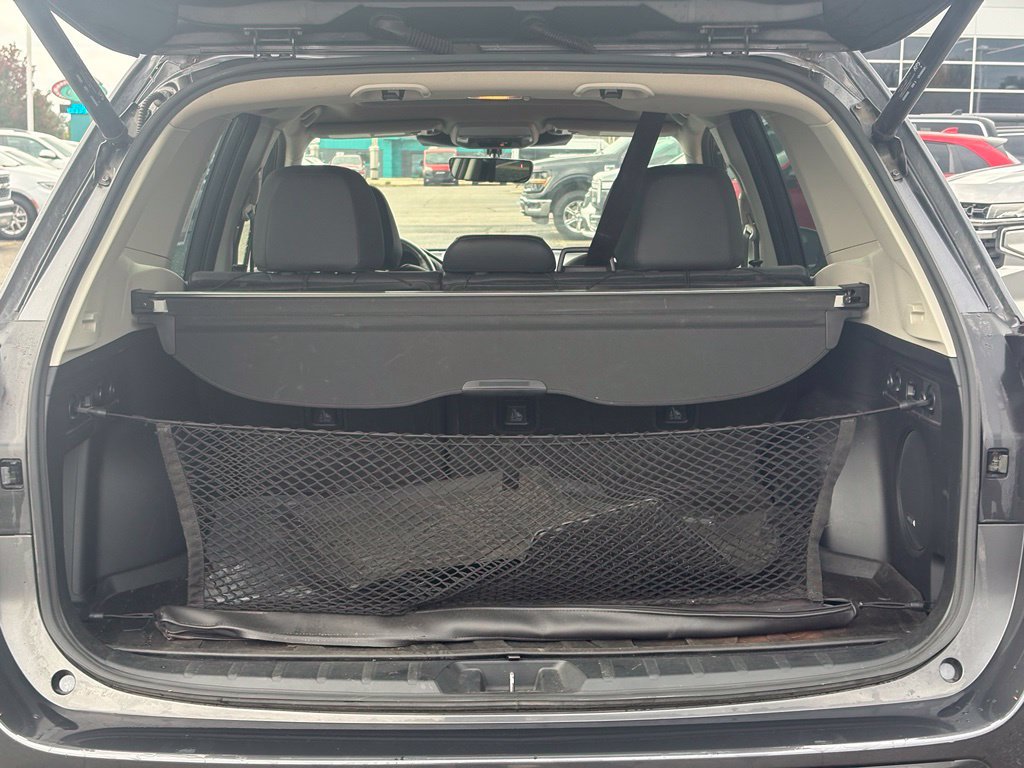Used 2022 Subaru Forester Limited AWD/4WD image 6