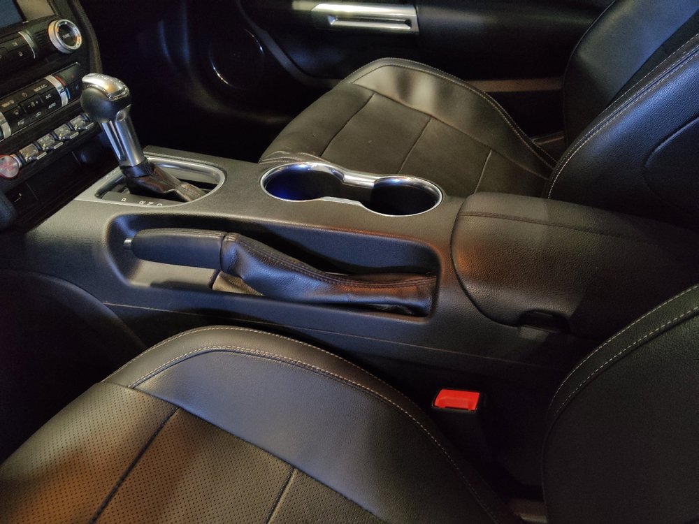 Used 2018 Ford Mustang Premium w/ Pony Package RWD image 26