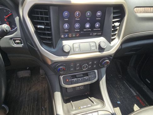 Used 2020 GMC Acadia Denali w/ Denali Ultimate Package AWD/4WD image 30