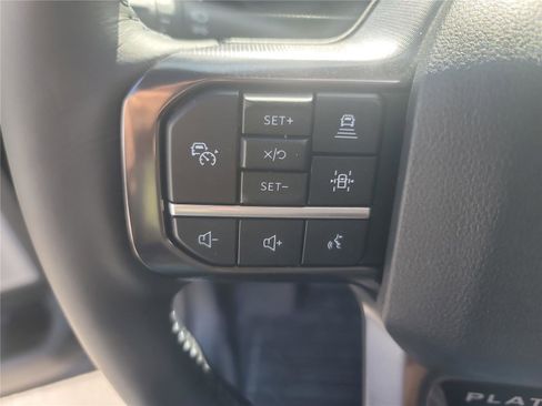 New 2025 Ford F250 Platinum w/ FX4 Off-Road Package AWD/4WD image 27