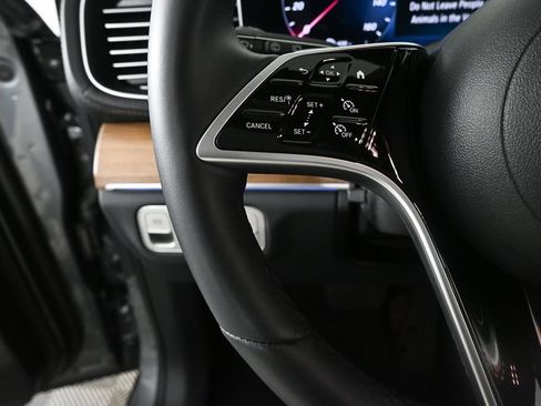 Certified 2026 Mercedes-Benz GLE 350 4MATIC image 10