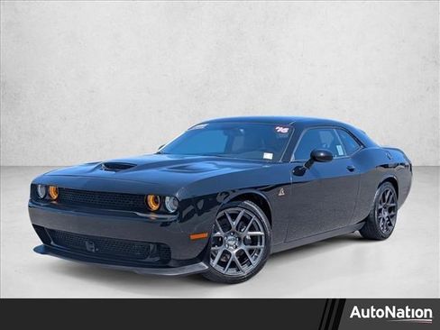 Used 2016 Dodge Challenger R/T Scat Pack w/ Leather Interior Group RWD image 1