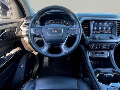 Used 2023 GMC Acadia AT4 w/ Preferred Package AWD/4WD image 8