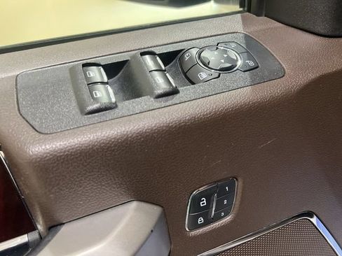 Used 2019 Ford F150 King Ranch w/ Equipment Group 601A Luxury AWD/4WD image 23
