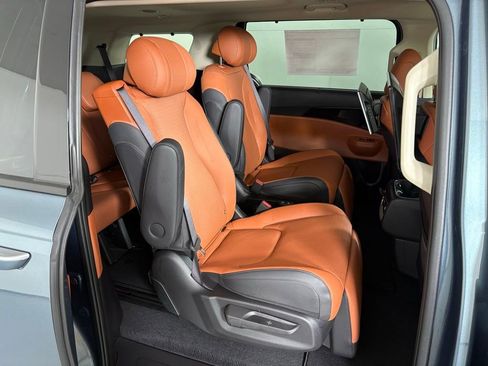 New 2026 Kia Carnival SX Prestige FWD image 46