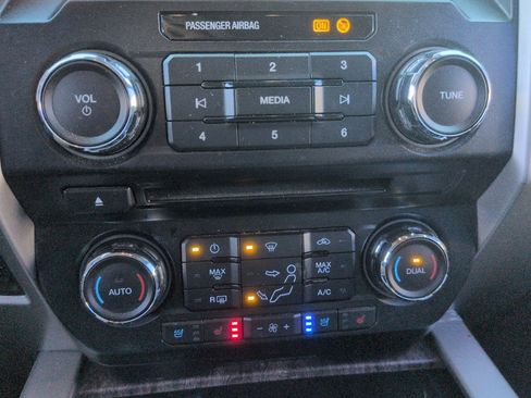 Used 2018 Ford F250 Lariat w/ Lariat Ultimate Package image 14