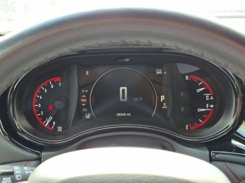 Used 2025 Dodge Durango GT AWD/4WD image 17