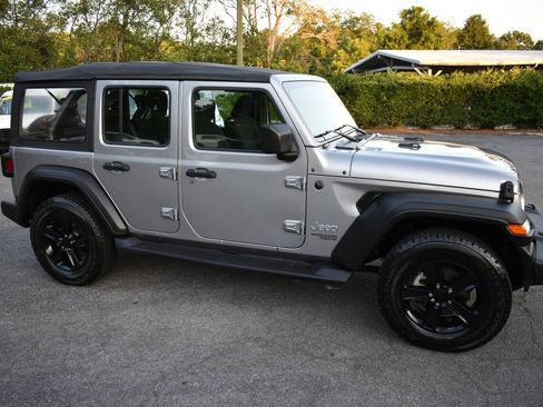Used 2018 Jeep Wrangler Unlimited Sport AWD/4WD image 42